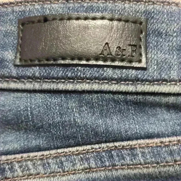 Abercrombie & Fitch Simone High Rise Ankle jeans - Picture 8 of 8